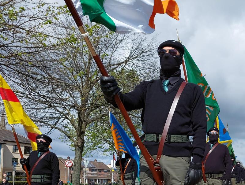 Police attacked by petrol bombs in Derry this afternoon