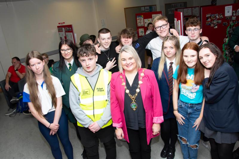 Hundreds enjoy REACH Across Shared History finale at Derry college