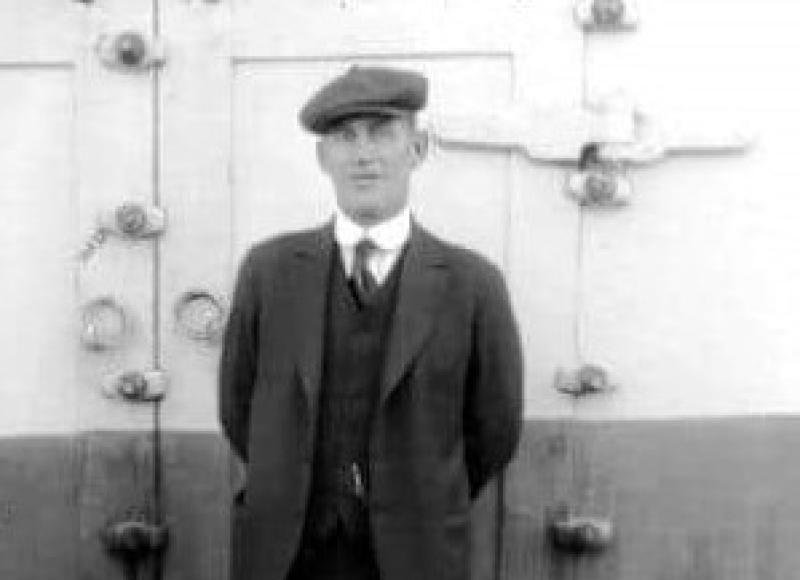 New book tells story of US war hero buried in Derry City Cemetery