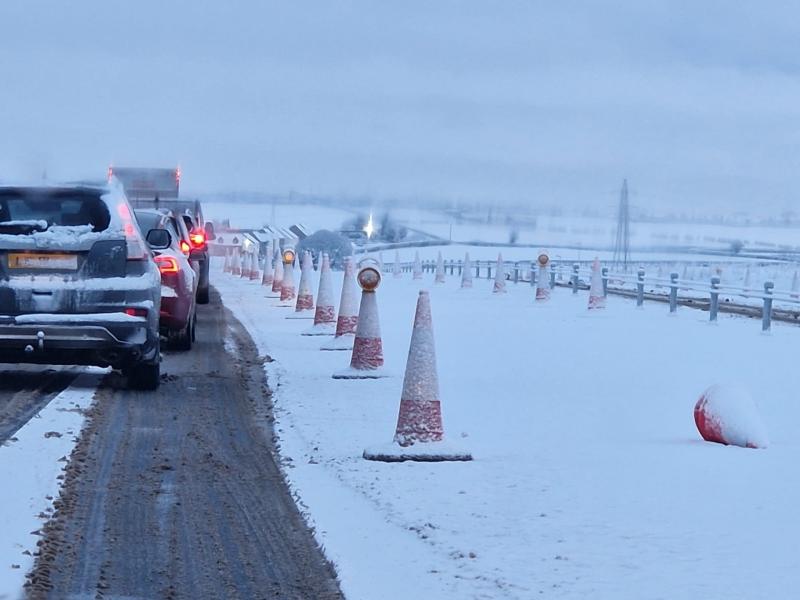 Traffic at a standstill on A6 as heavy snow makes driving conditions difficult