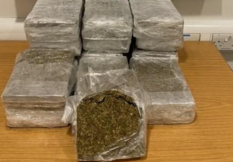 Man arrested in Dublin Airport after arriving from Africa with €500k of illegal drugs 
