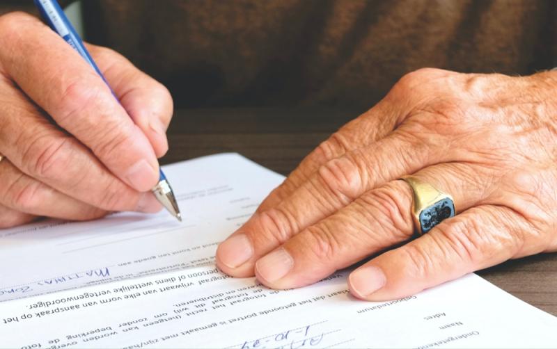 'I feel wronged by the will, can I challenge it?': Expert guide to contesting a will in Ireland