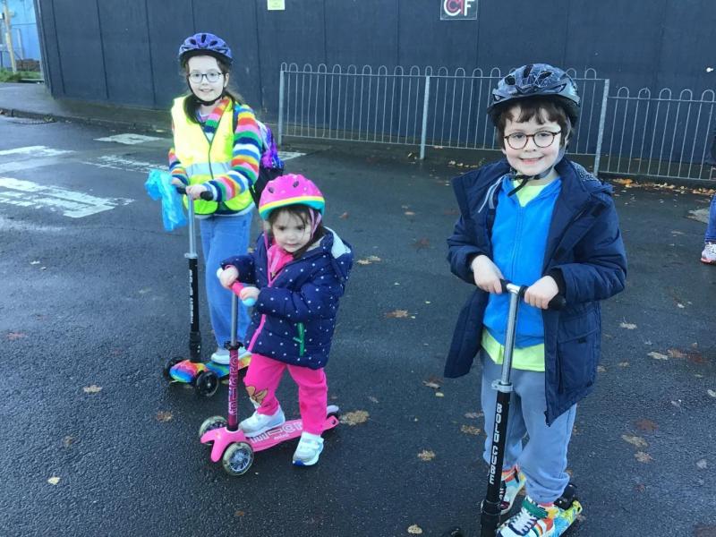 Derry school children  ‘Ditch the Dark’ with Sustrans programme