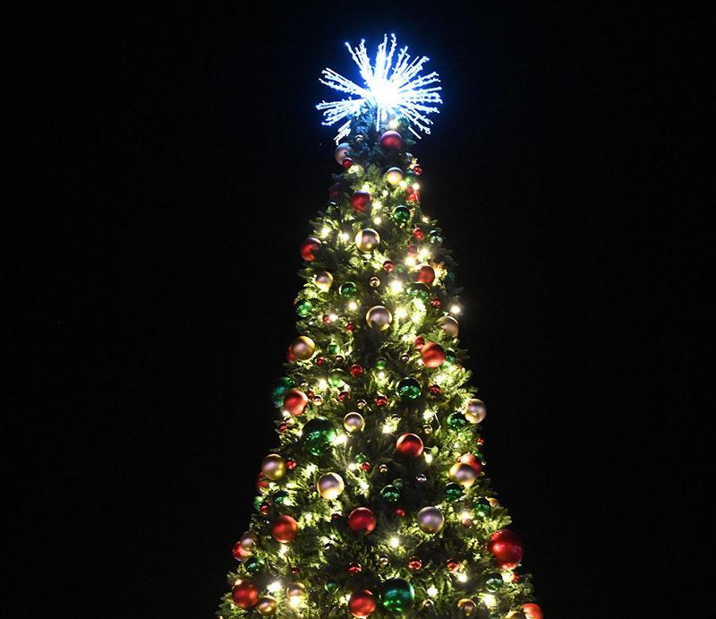 Delays expected in Castlerock as Christmas tree lights due to be illuminated tonight