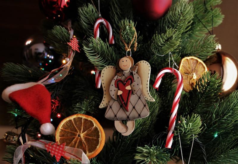 A guide to recycle Christmas trees