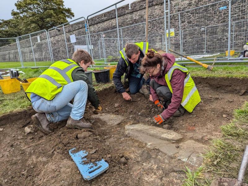 Public invited to tour and artefact display from Derry archaeological dig