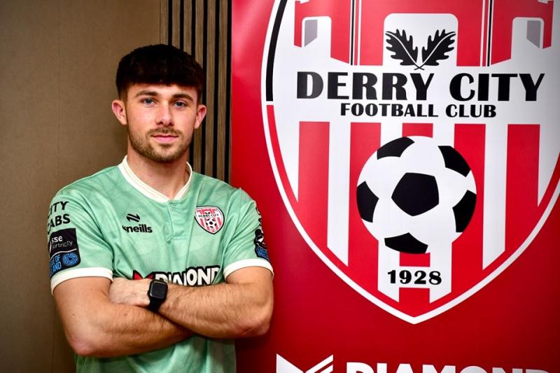 Derry City midfielder Adam O'Reilly pens new deal until 2026
