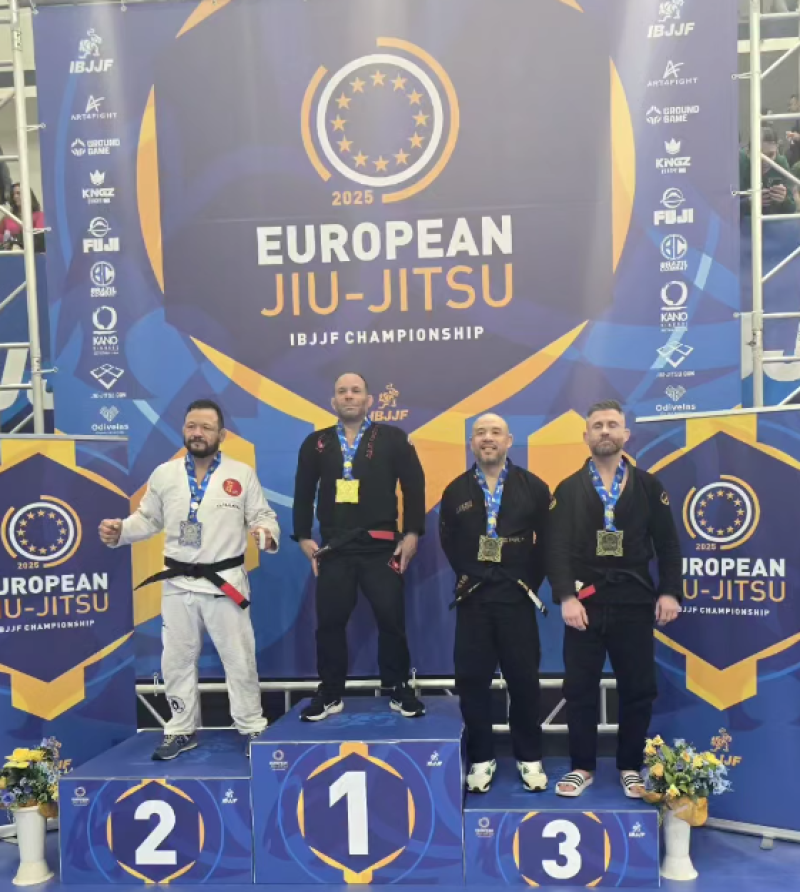 Martin McLaughlin on the podium