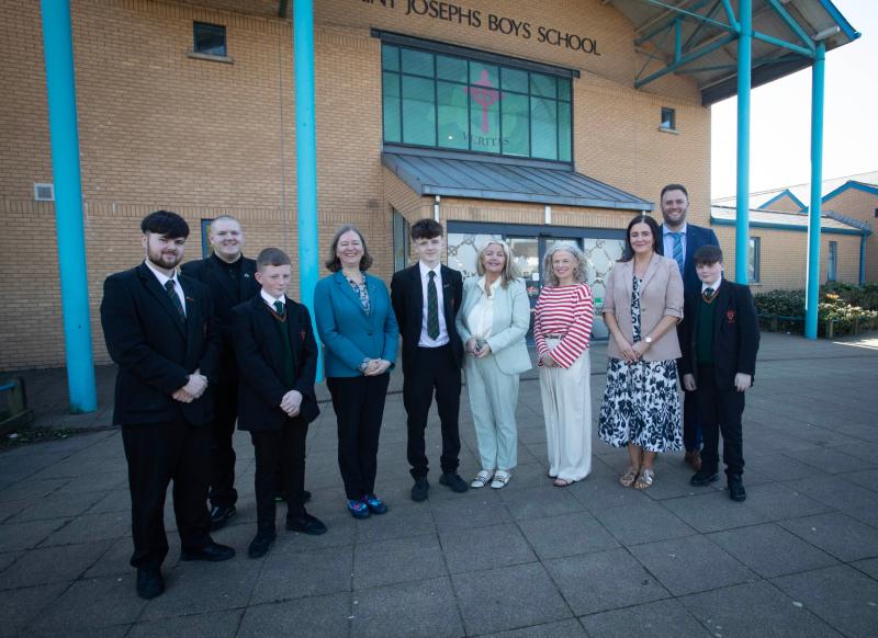 Derry schools ‘Shaping Mindsets’ programme given Minister’s full support