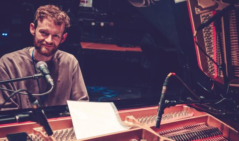 Nils Kavanagh on Piano