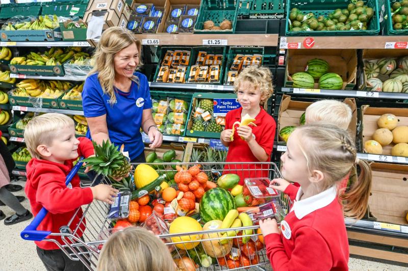 Tesco extends national Fruit & Veg for Schools programme in NI
