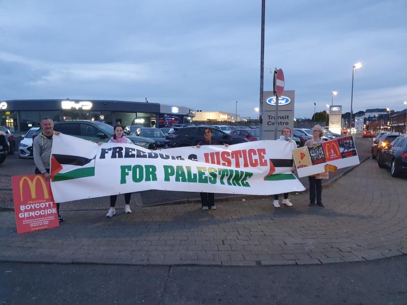 Derry-Ireland Palestine Solidarity Campaign pickets McDonald's 