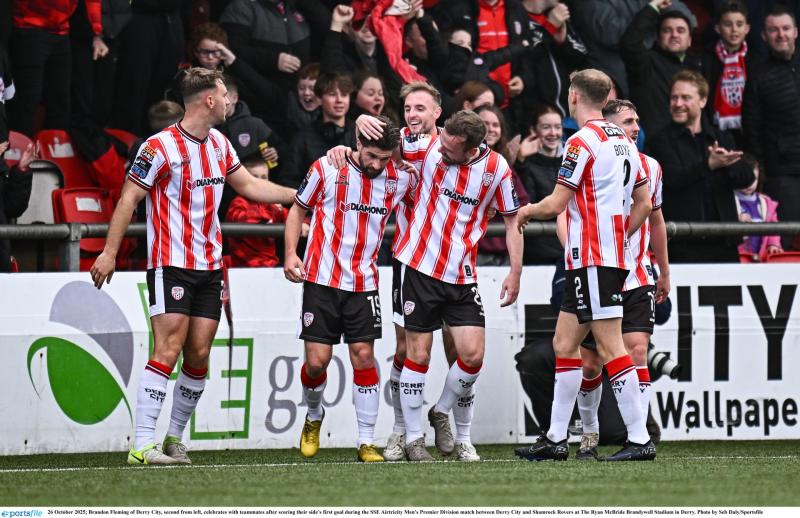Derry City beat 10-man Shamrock Rovers to clinch second spot
