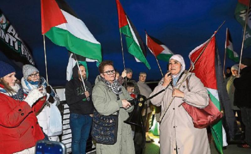 Majida al Askari speaking at the 2024 New Year's Eve 'Vigil for Palestine'.