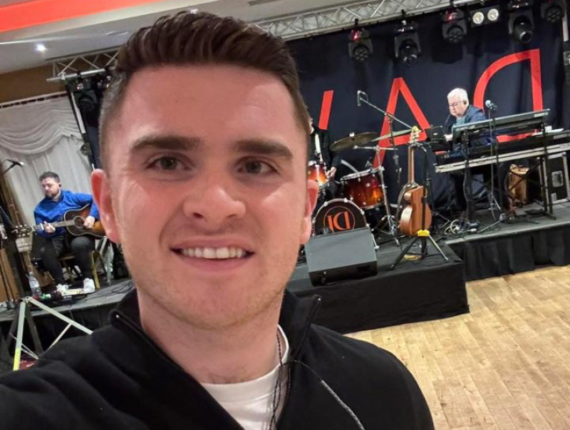 Country music star David James set to shine at Derry concert