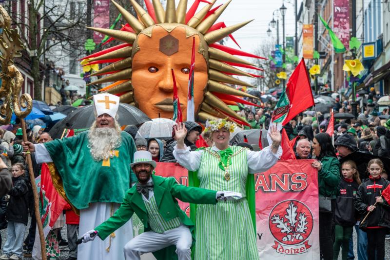 Rain fails to dampen spirits at Derry&rsquo;s St Patrick&rsquo;s Day parade