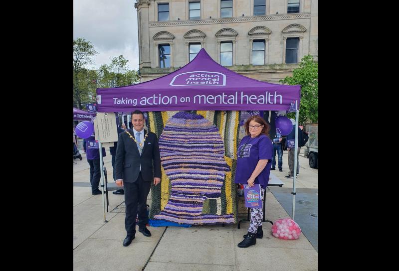 Foyle AMH New Horizons host purple picnic to help smash mental health stigmas and start conversations