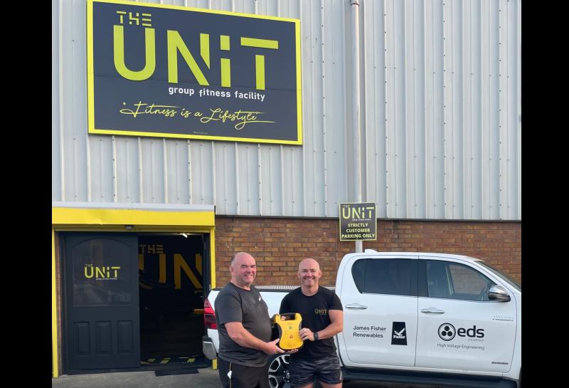Derry man raises funds to buy defibrillator for community gym 