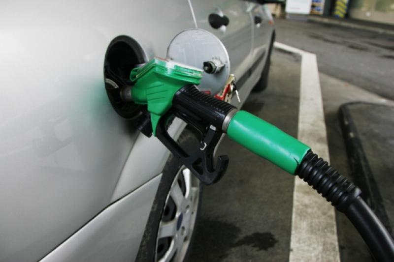"Soaring energy company profits a ‘kick in the teeth’ for workers and families"