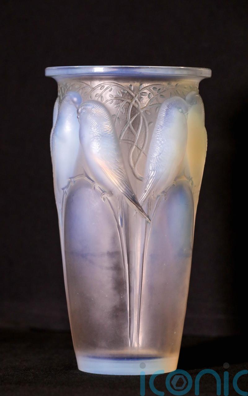 Rare vase sells for over £5,000 at auction in Belfast