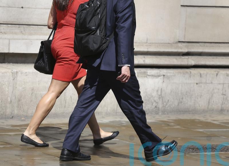 Workforce growing but pay increases falling behind inflation