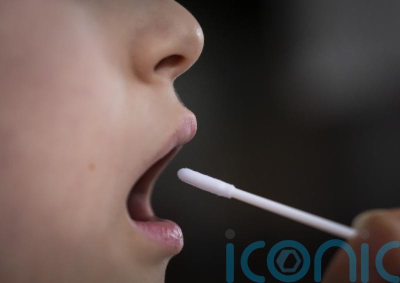 People with Covid symptoms no longer advised to self-test