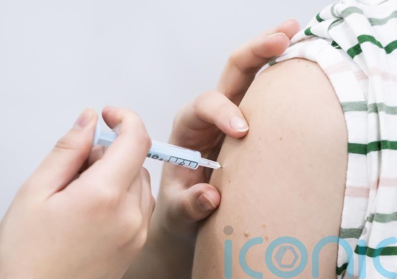 Winter vaccinations campaign will offer flu and Covid jabs to more than 1m in NI