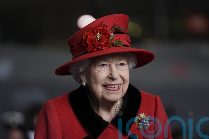 King approves bank holiday for day of Queen’s state funeral