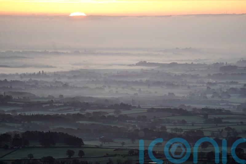 Cold snap to last at least a week, Met Office says