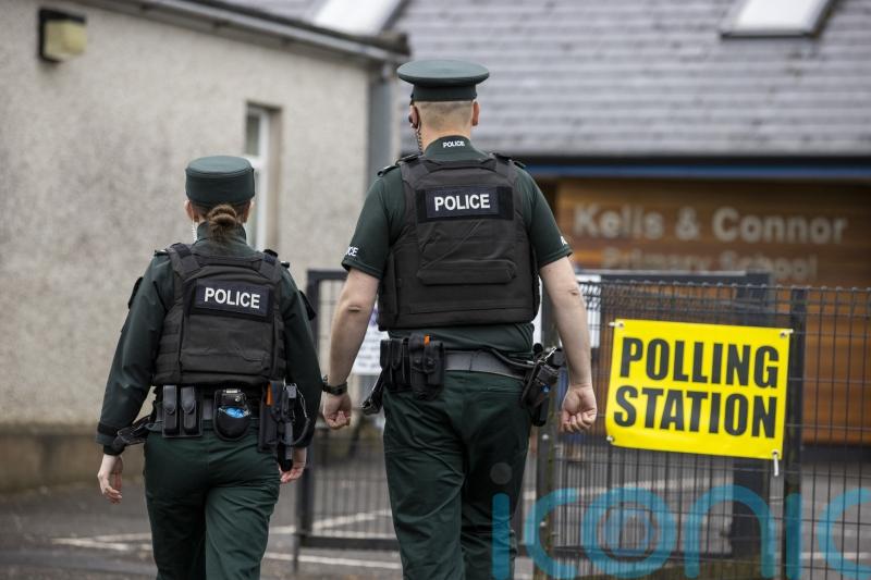 ‘Dysfunctional’ NI devolution has failed officers and citizens – police group