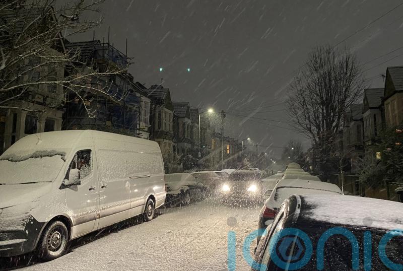 Cold snap continues as drivers warned of icy conditions during Monday rush-hour