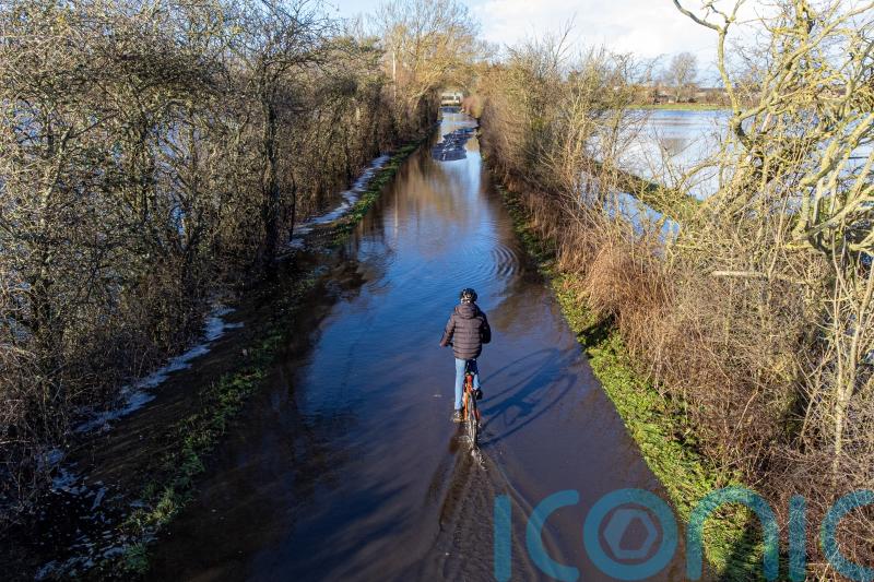 Ice and sub-zero temperatures due overnight as agencies work to combat floods