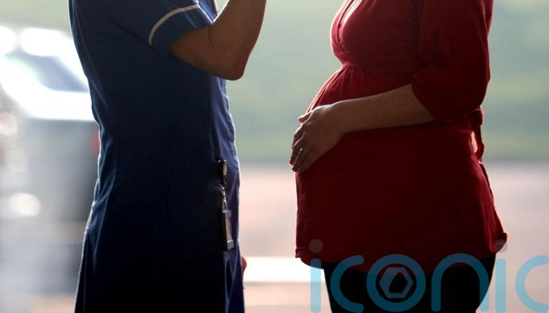 Midwives in Northern Ireland vote to take industrial action