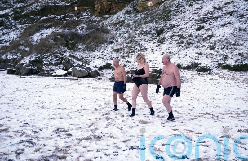 Flights disrupted amid snowfall in south following coldest night of the year