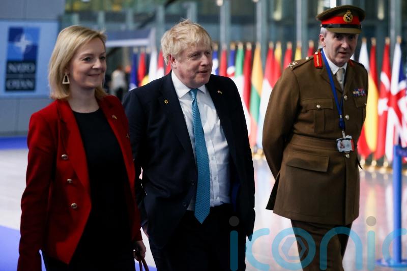 Boris Johnson and Liz Truss to vote against Sunak’s Brexit deal