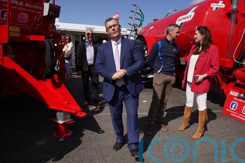 Unionist parties must work together to return to ‘winning ways’ – DUP leader