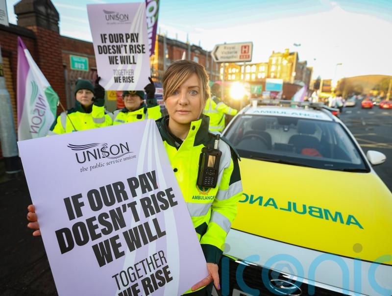 Health workers in Northern Ireland denied pay award amid budget cut fears