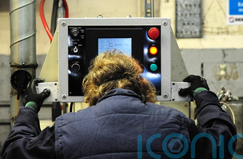 Nearly 200,000 manufacturing jobs lost since 2010, research suggests