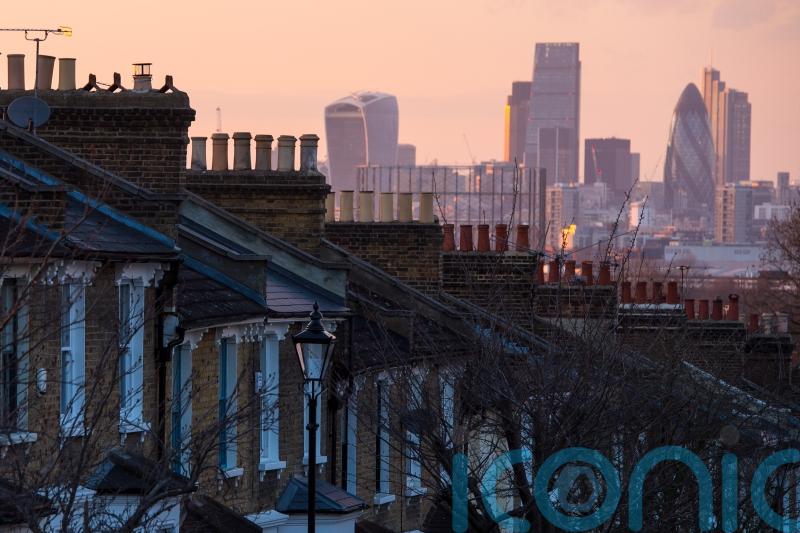 Rental costs now account for over 28% of earnings in decade high – report