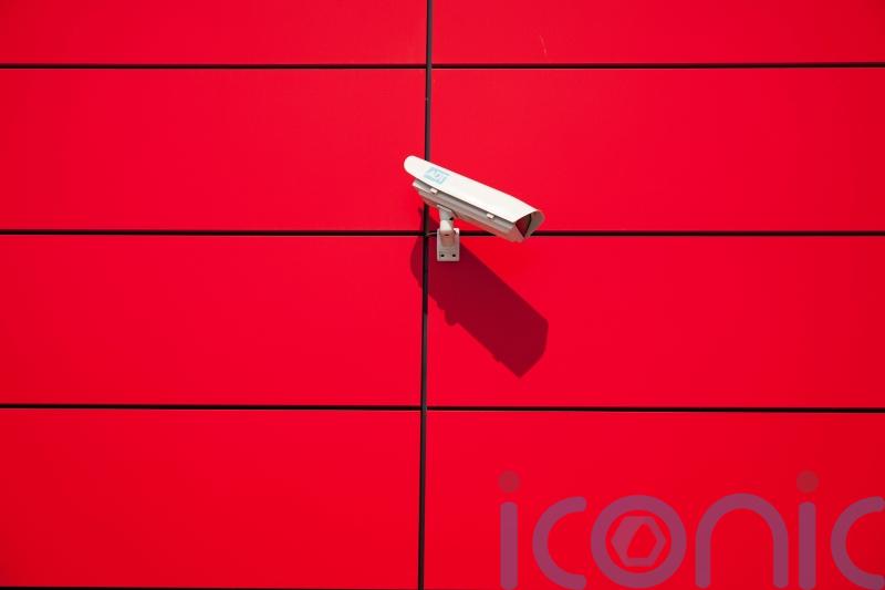 Review calls for ‘open and public debate’ over use of data-driven technology by PSNI