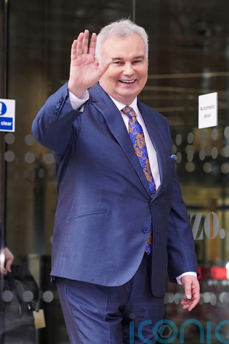 Eamonn Holmes to officiate at former Coronation Street star’s wedding