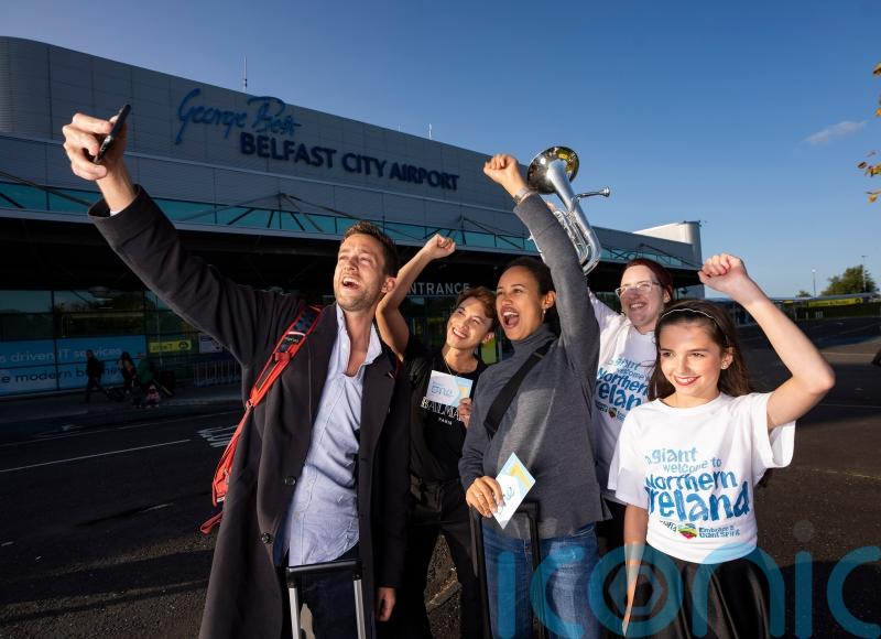 Thousands of young people attend global leadership summit in Belfast