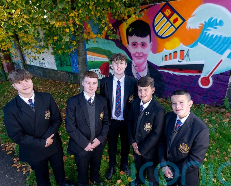 Belfast school unveils new community mural