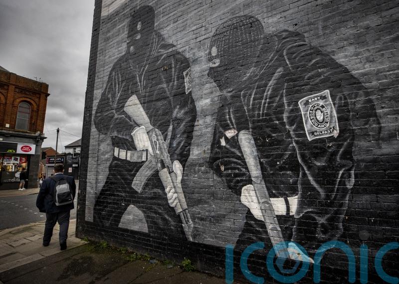New approach needed to tackle paramilitary threat, chief constable says