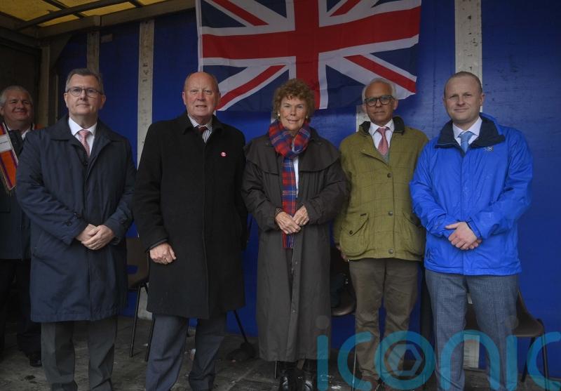 Critics of NI Protocol warn DUP that ‘no deal is better than bad deal’