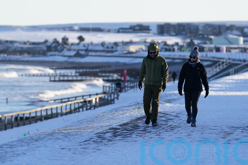 Met Office warns of disruption to travel with up to 25cm of snow forecast