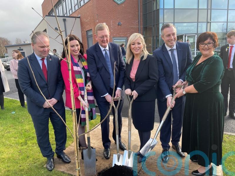 O’Neill hails importance of shared education in bringing communities together