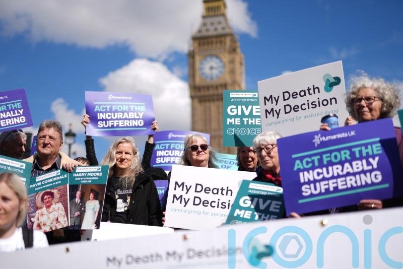 Get off the fence on assisted dying issue, demands Dimbleby as MPs begin debate