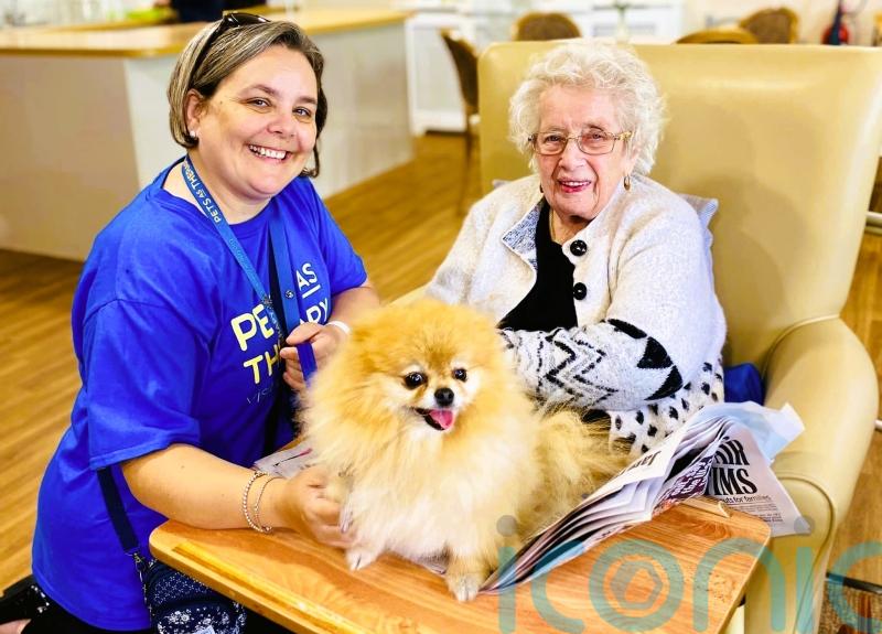Project that brings pets to visit patients gets National Lottery boost