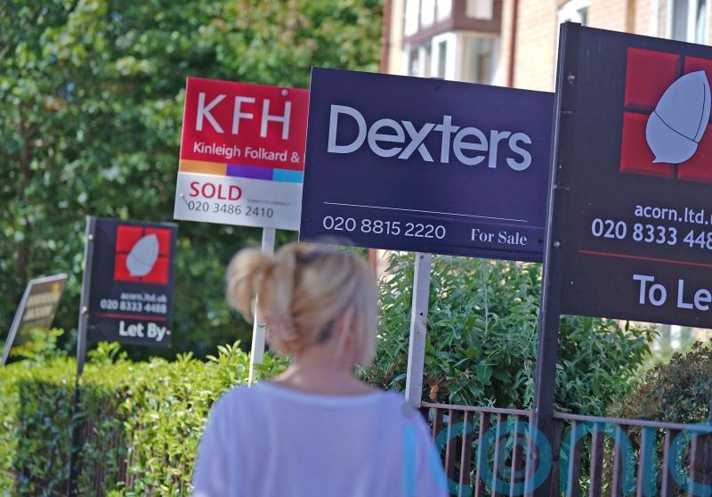 UK house price growth steadies while rent rises remain ‘eye-watering’